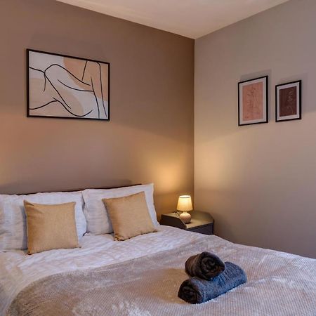 Cosy 2 Bed Home Chesterfield Ngoại thất bức ảnh