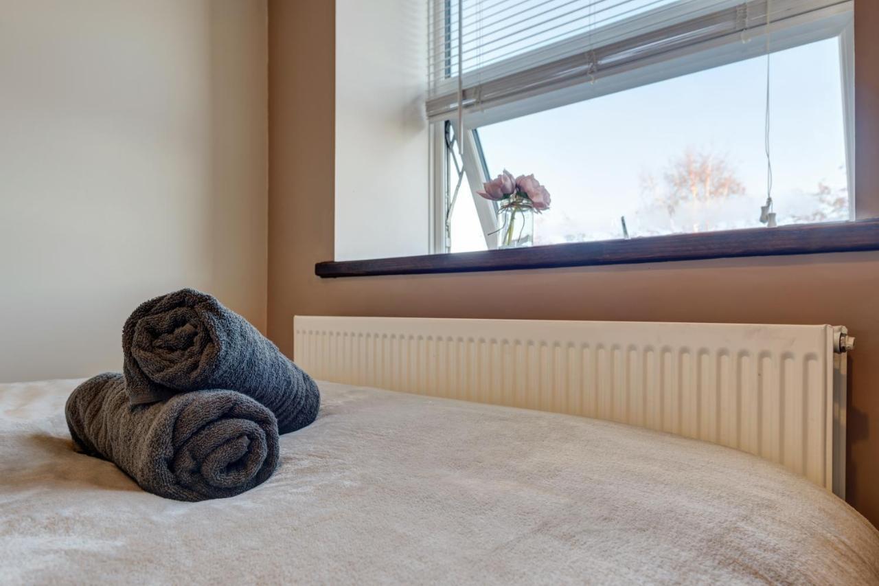 Cosy 2 Bed Home Chesterfield Ngoại thất bức ảnh