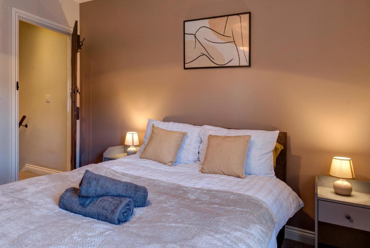 Cosy 2 Bed Home Chesterfield Ngoại thất bức ảnh